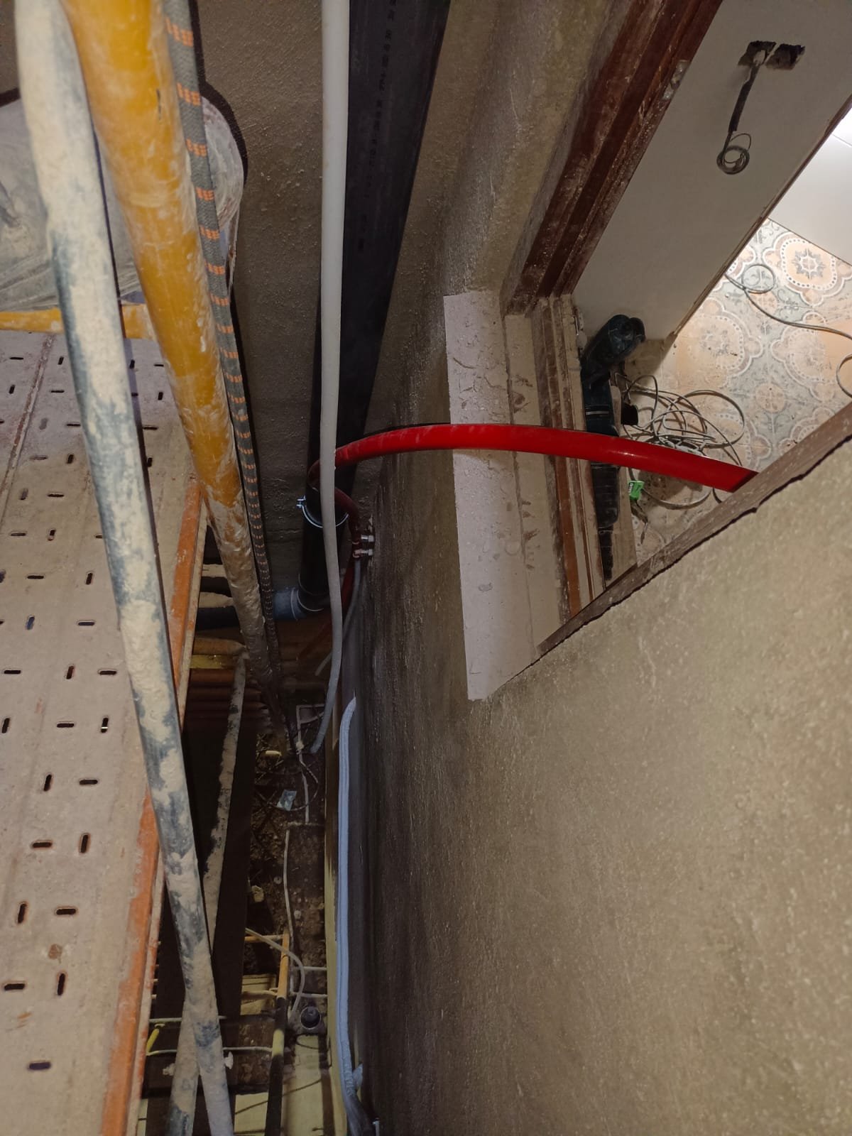 Instalación completa de fontanería y sistema hidráulico en vivienda